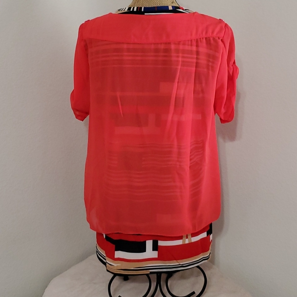 MILANDON red rhinestone stud dragonfly graphic short sleeve top Lrg. - Picture 6 of 10